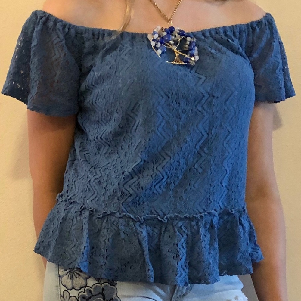 Cute lined blue lace off the shoulder top